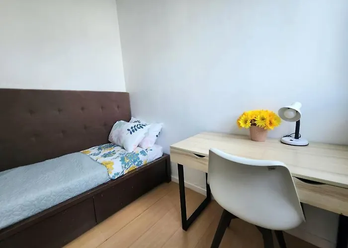 شقة Bgc Avant At The Cosy And Vibrant 2br Near Burgos Circle *