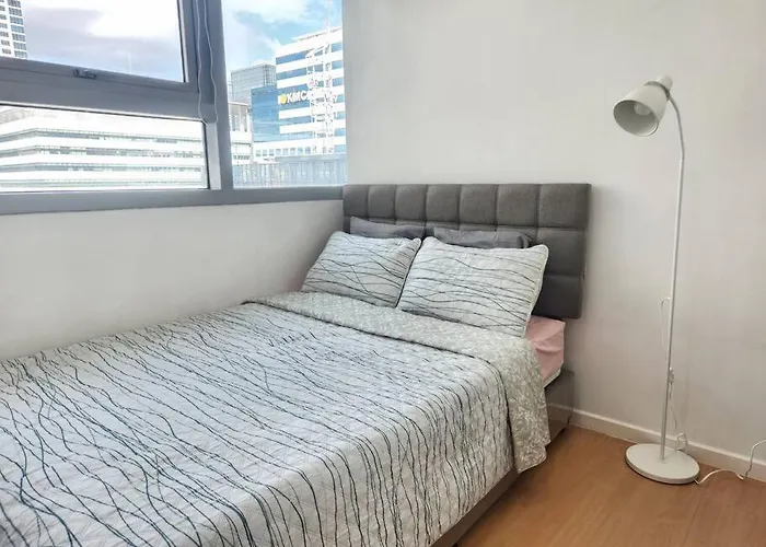 Bgc Avant At The Cosy And Vibrant 2br Near Burgos Circle مانيلا