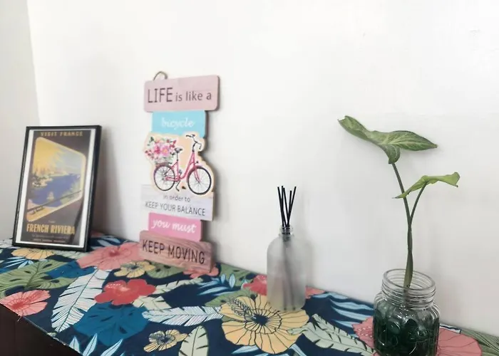 Bgc Avant At The Cosy And Vibrant 2br Near Burgos Circle *
