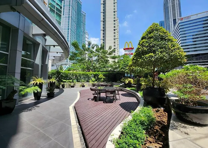 Bgc Avant At The Cosy And Vibrant 2br Near Burgos Circle *